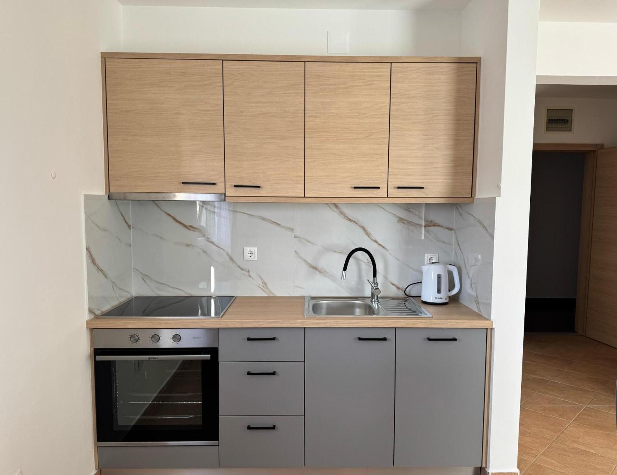 Apartments Franko Povljana Bilik gambar
